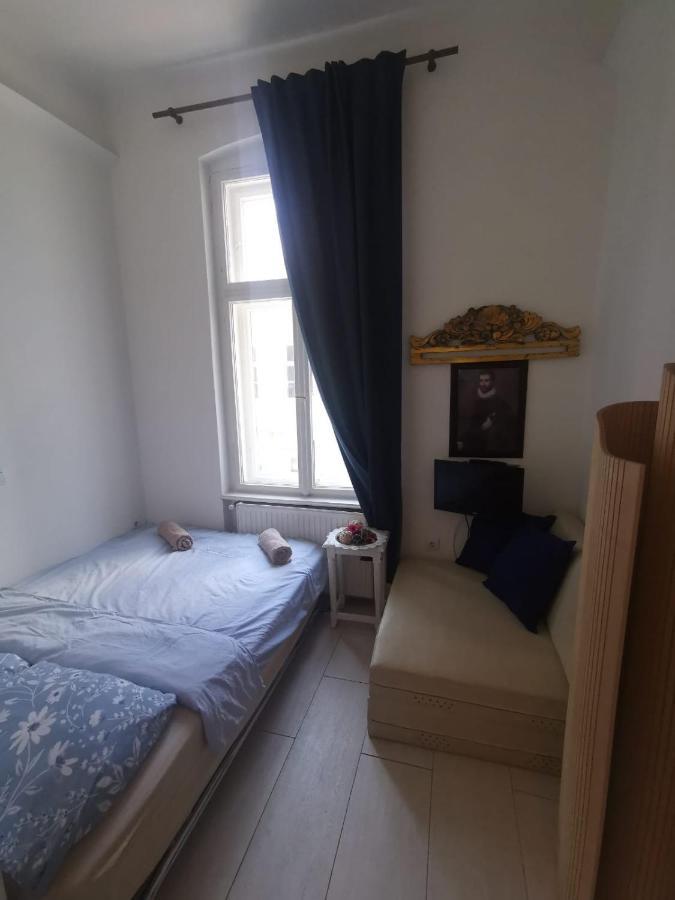 Tiny Apartment In City Center Zagreb Exteriör bild